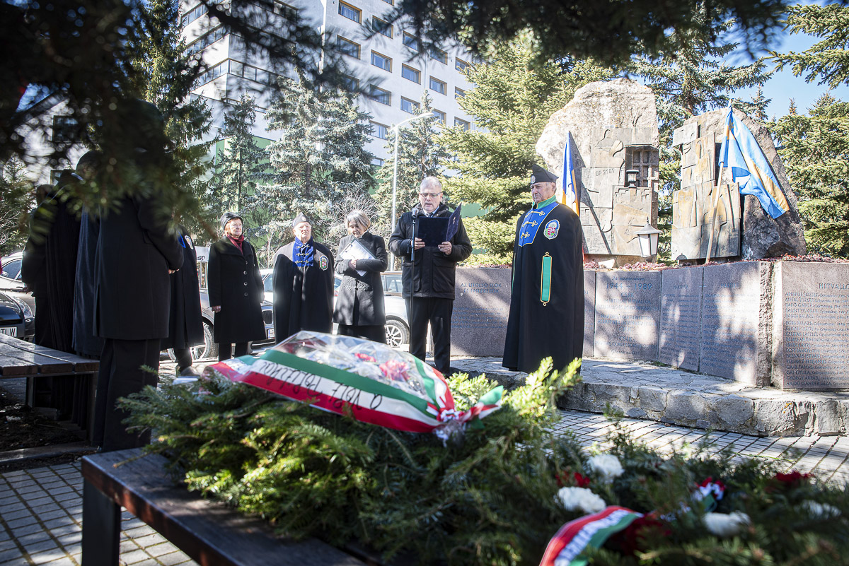 A múlt tanúságtevői